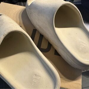 Adidas YZY Slide Size 8 men colour bone good used condition